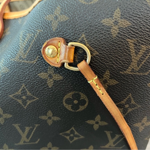 Authentic Louis Vuitton nevefull gm - Picture 6 of 15